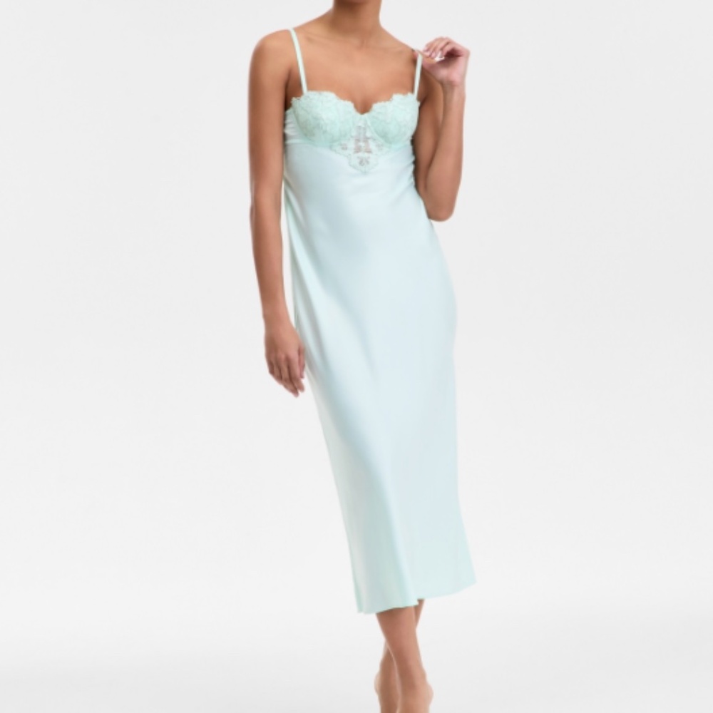 I.n.c. International Concepts Women's Lace Applique Satin Nightgown